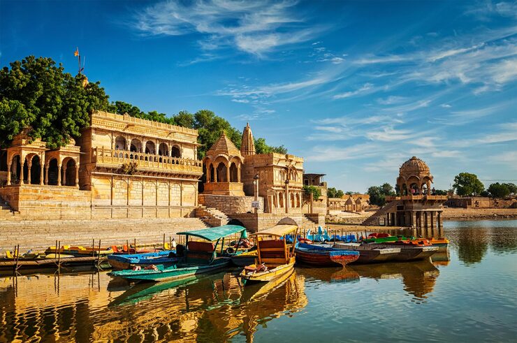 indian landmark gadi sagar artificial lake jaisalmer rajasthan india_163782 16490