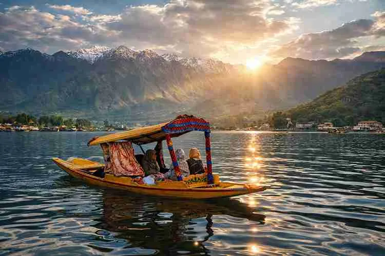 Shikara ride_11zon